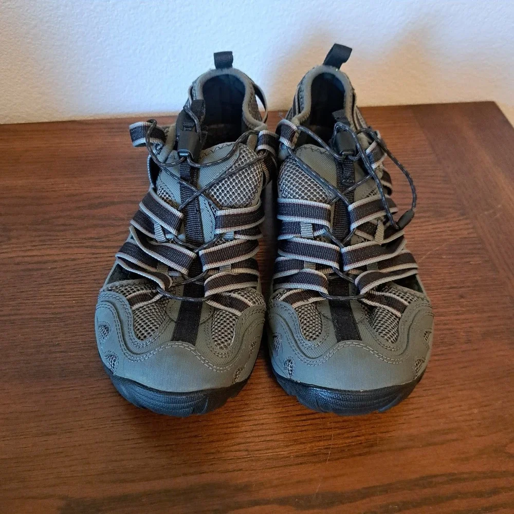 Chaco Mens Trail Shoes Gray Black Bungee Lace Vibram Sole Hiking Water Sandals